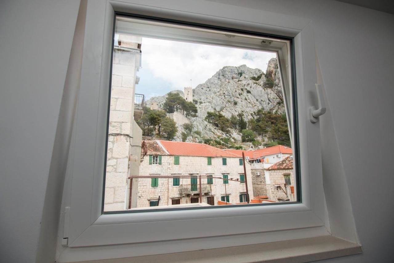 Apartman R.R. Omis Exterior photo
